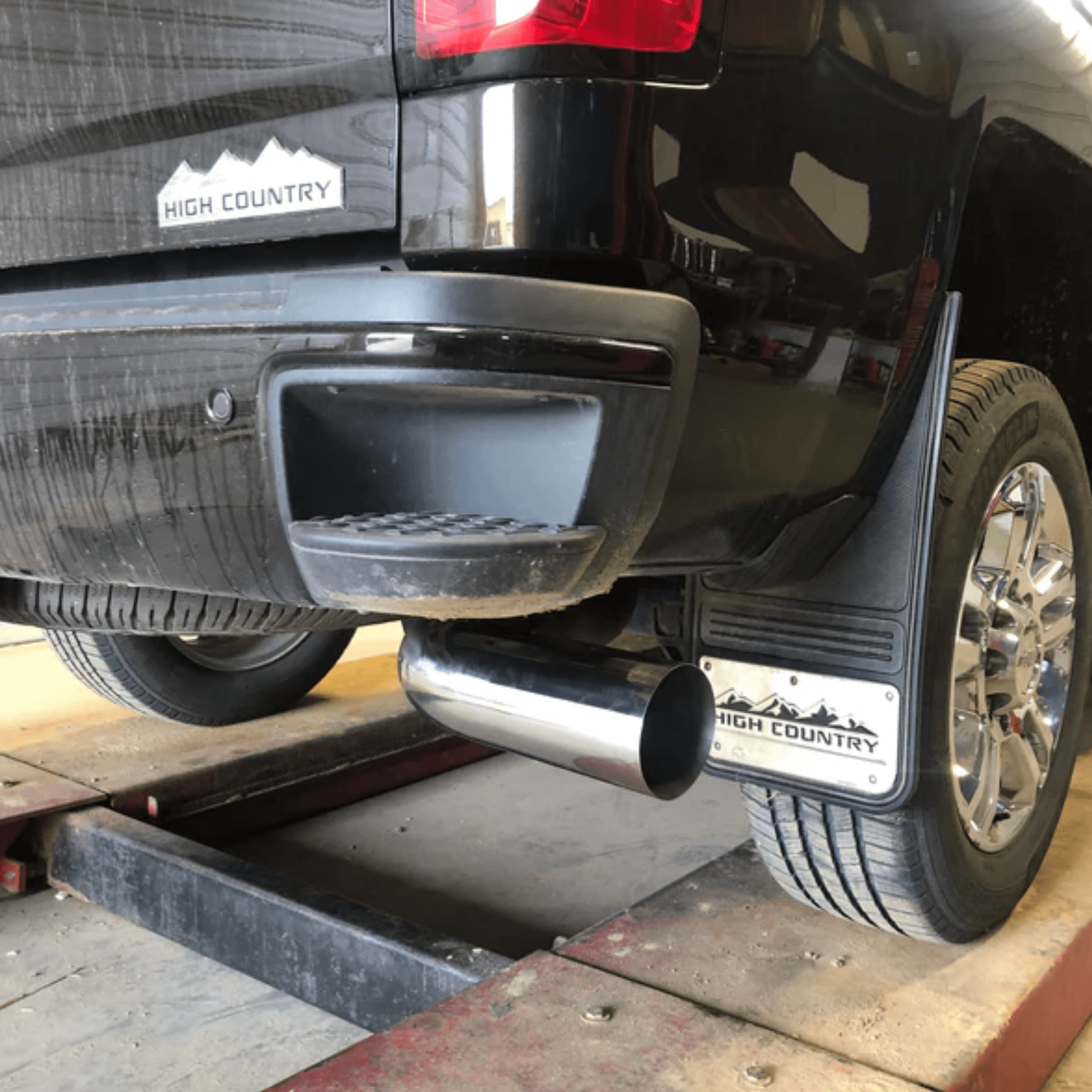 2017-2020 Duramax L5P 70 Degree Vented Turn Out Exhaust Tip (ST11070B) - Mel's Manufacturing